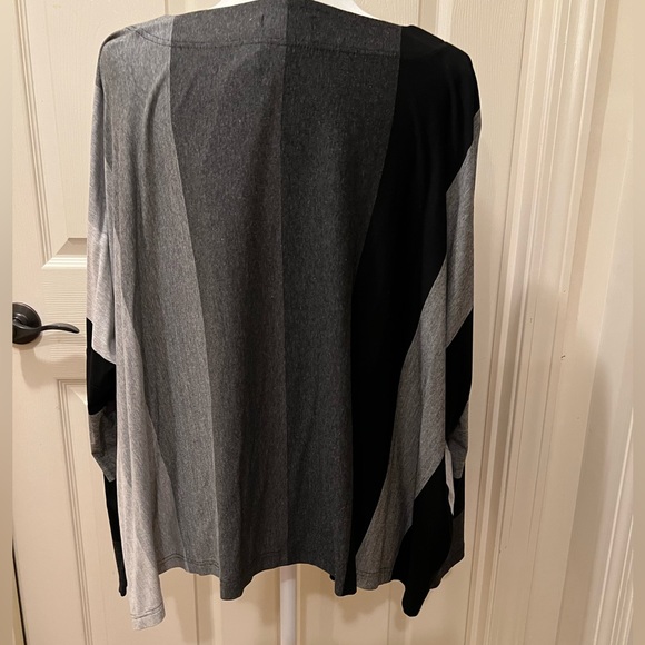 NWT Ralston Sweater. Size M, Oversized - Picture 2 of 8
